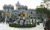 LegoCastle.JPG (24071 bytes)